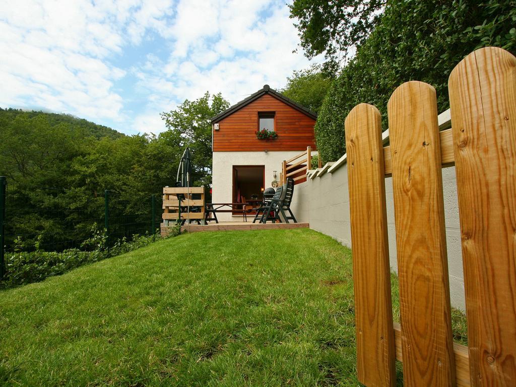 Cottage With A Terrace And A View Of The Valley Aywaille Exteriör bild